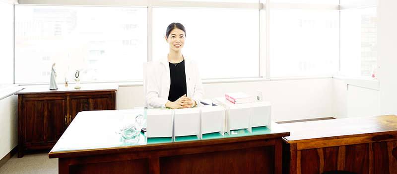 女性医師による丁寧な診察。